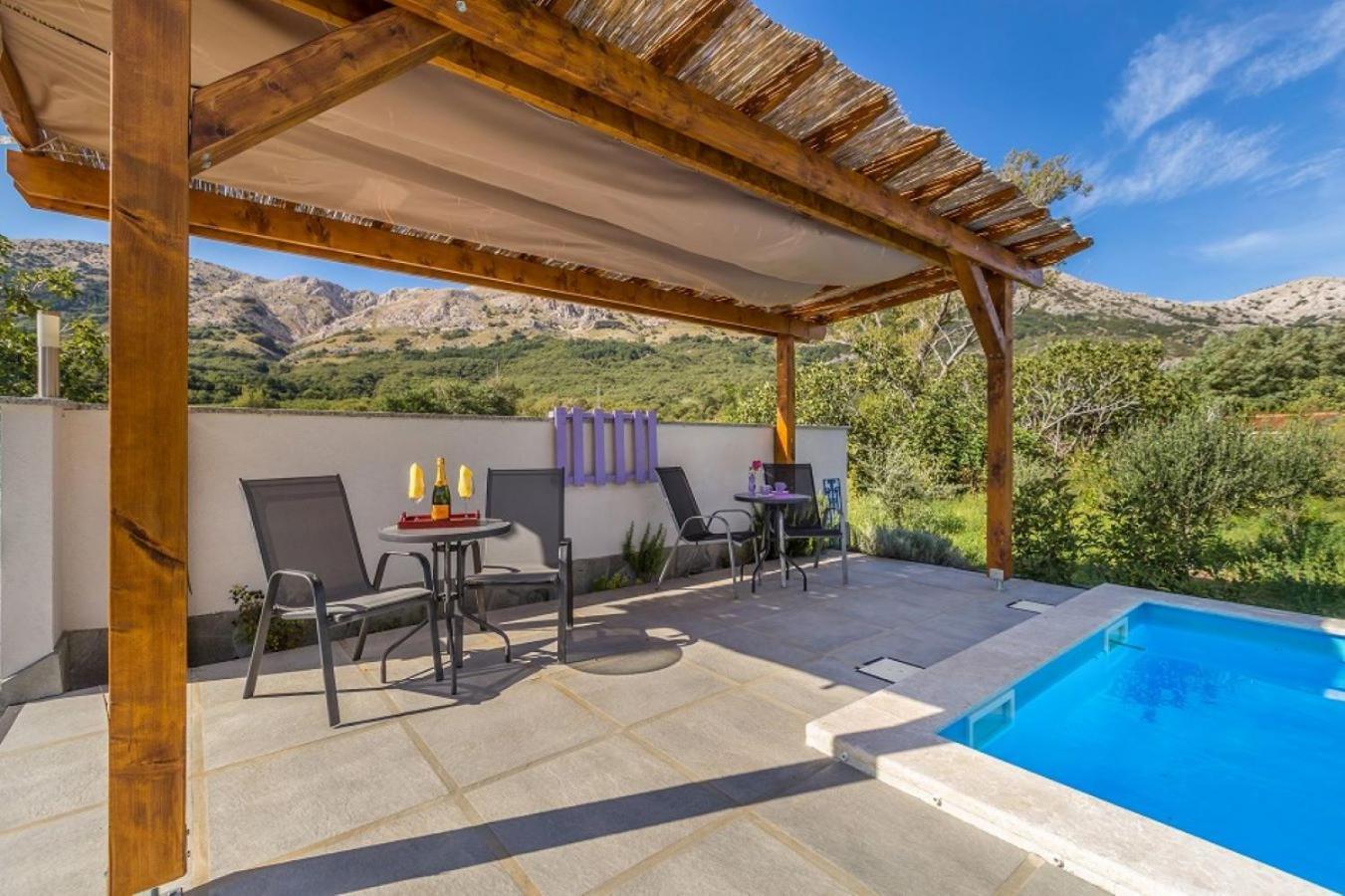 Studio Apartman U Kuci S Bazenom Baška Dış mekan fotoğraf